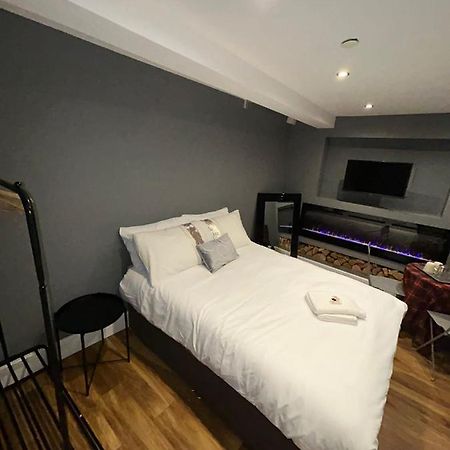 Cosy Double Bed With Fire Place Leilighet Edinburgh Eksteriør bilde