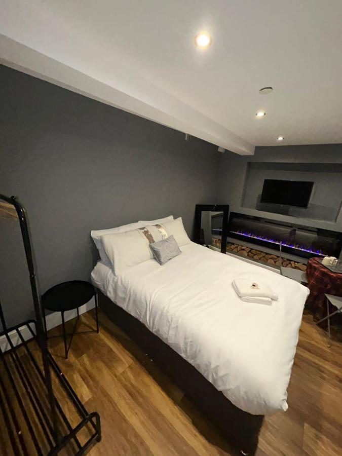 Cosy Double Bed With Fire Place Leilighet Edinburgh Eksteriør bilde